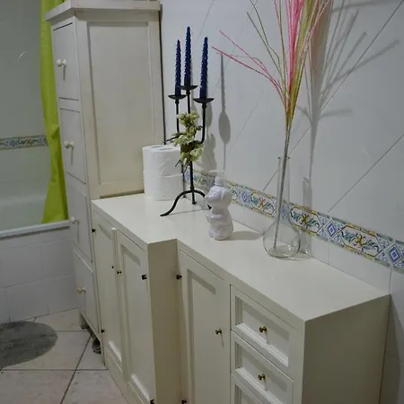 Oda ve Kahvaltı Bb Solemare