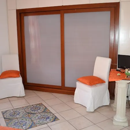 Oda ve Kahvaltı Bb Solemare *